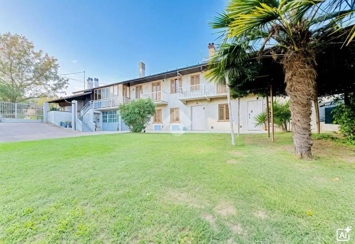 Casa indipendente in vendita a Cinaglio