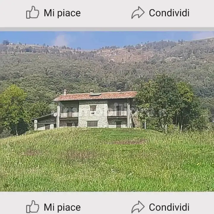 Palazzo - Edificio in vendita a Donato