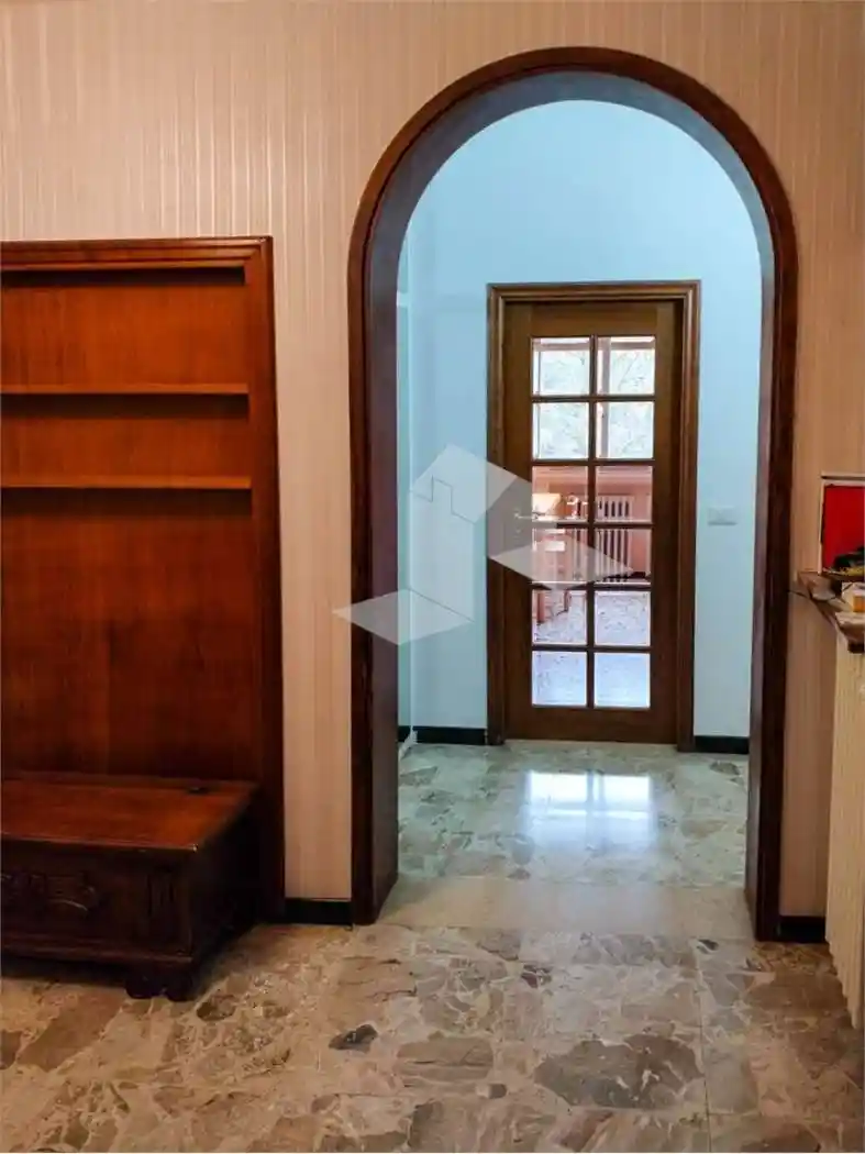 Appartamento buono stato, secondo piano, Regina Pacis, Reggio Emilia - foto 3