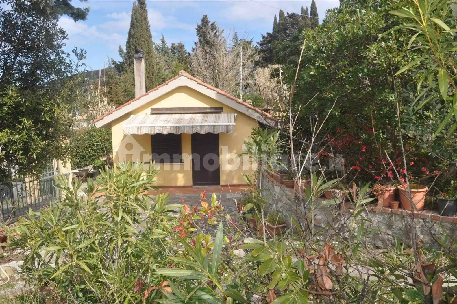 Villa in vendita a Castellina Marittima