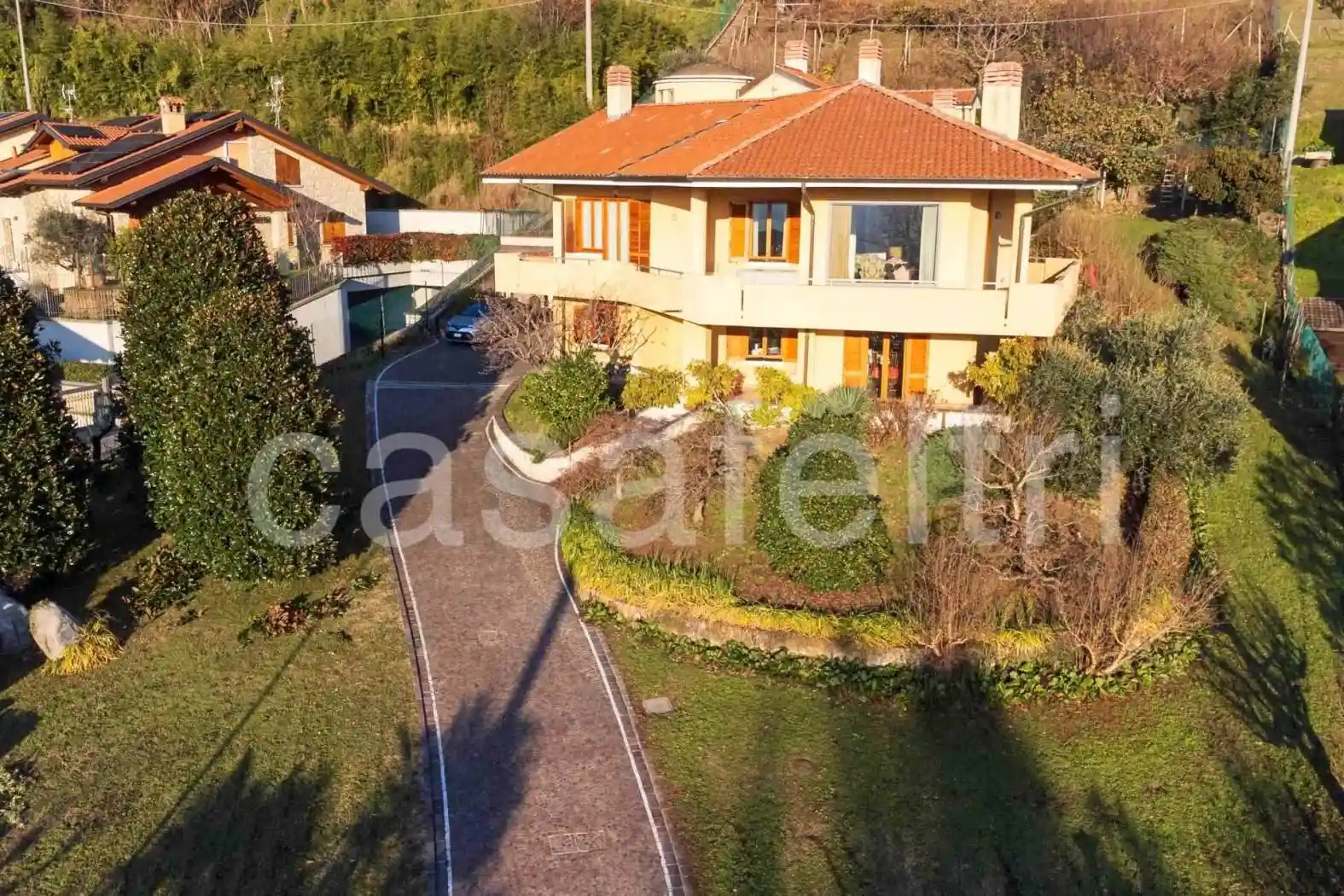 Villa in vendita a Villa d'Adda