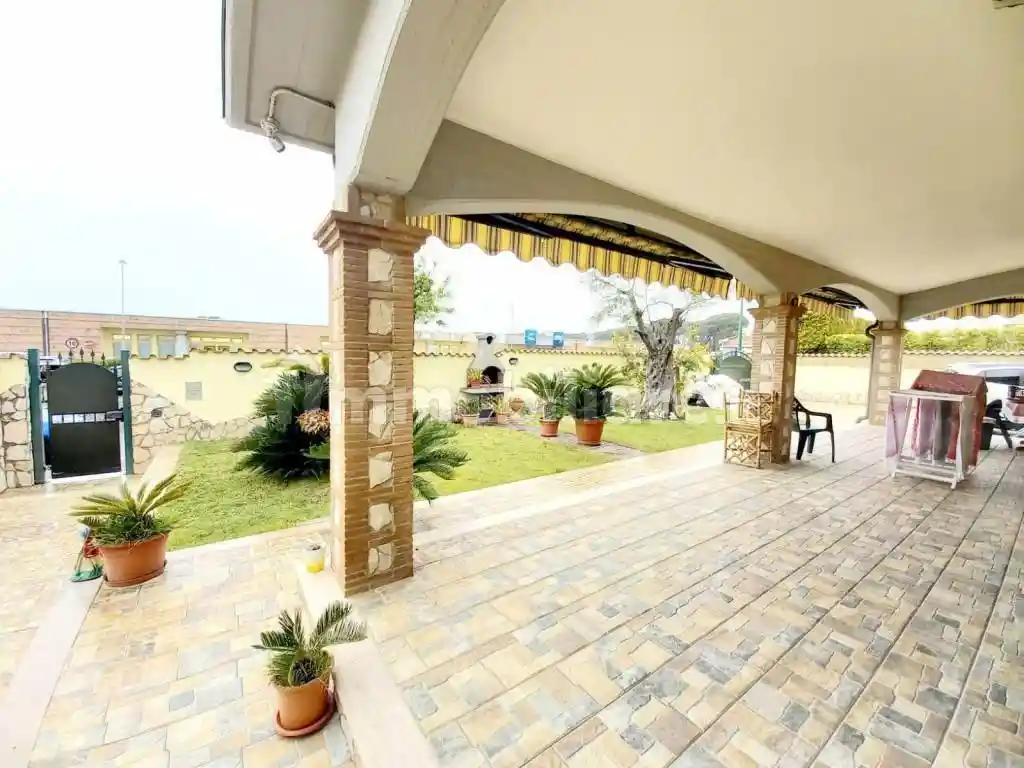 Villa in vendita a Anzio
