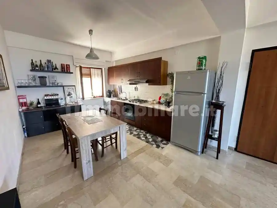 Trilocale ottimo stato, quarto piano, Archi, Reggio Calabria - foto 3