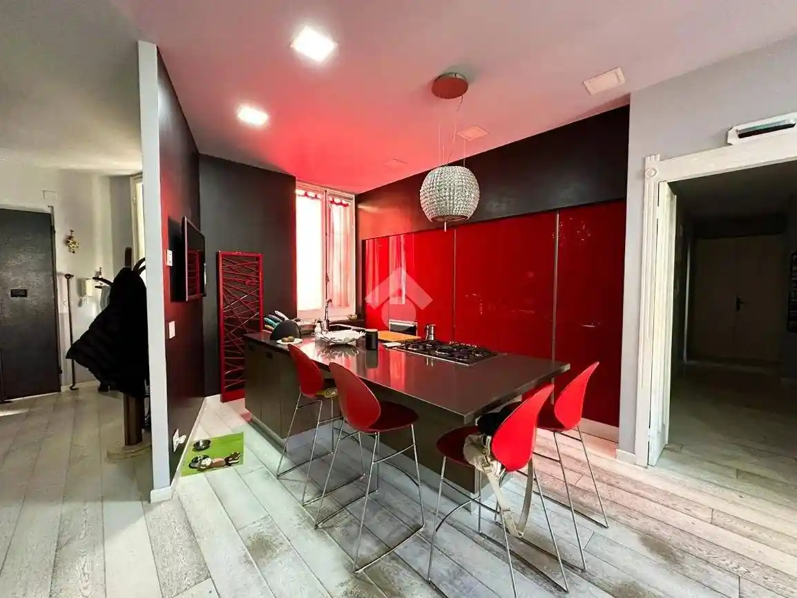 Appartamento in vendita a Savona