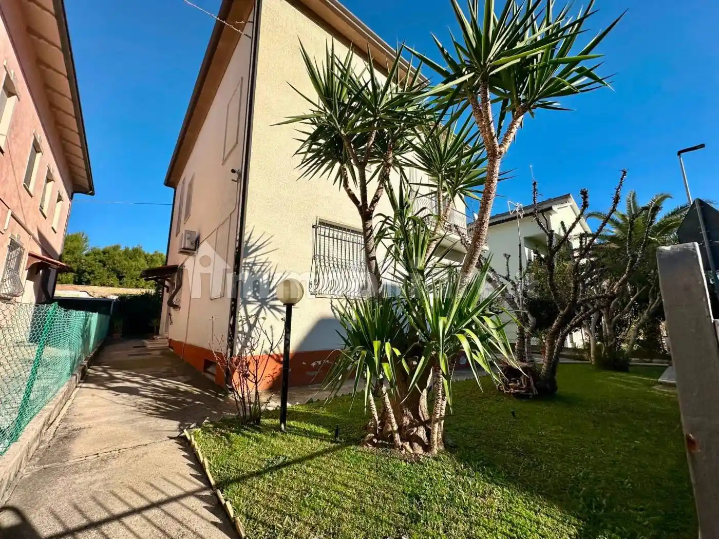 Casa indipendente in vendita a Civitanova Marche