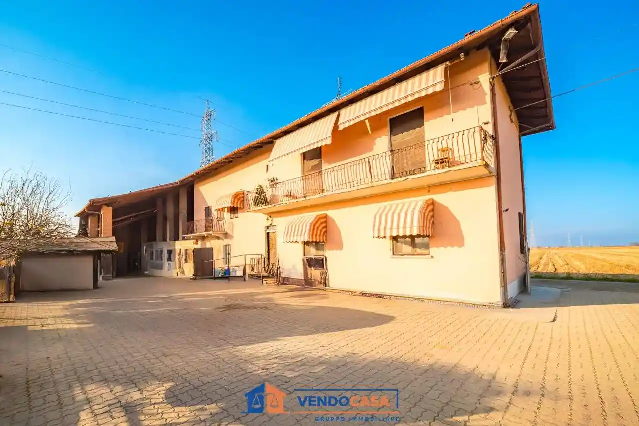 Rustico - Casale in vendita a Savigliano