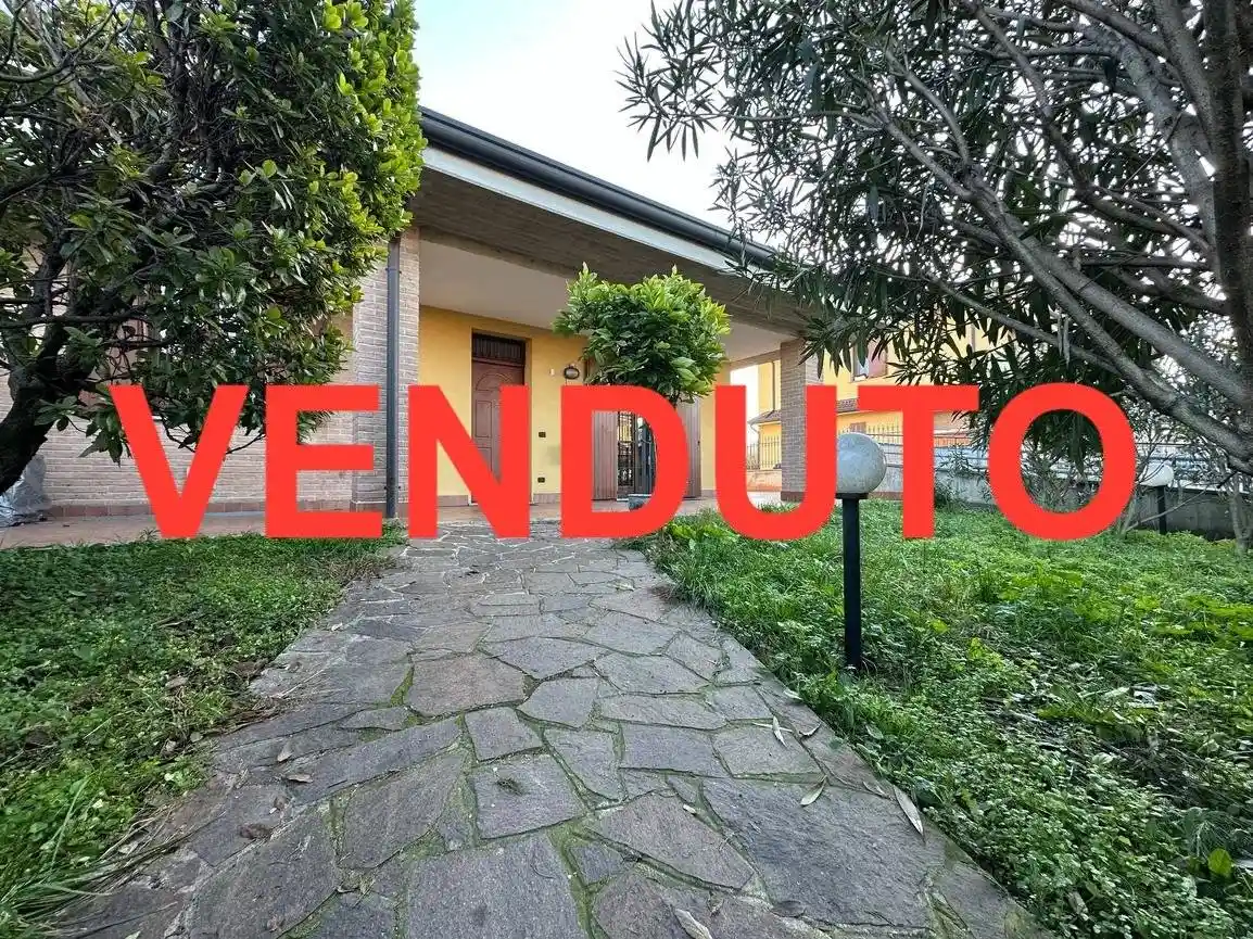 Villa in vendita a Bussero