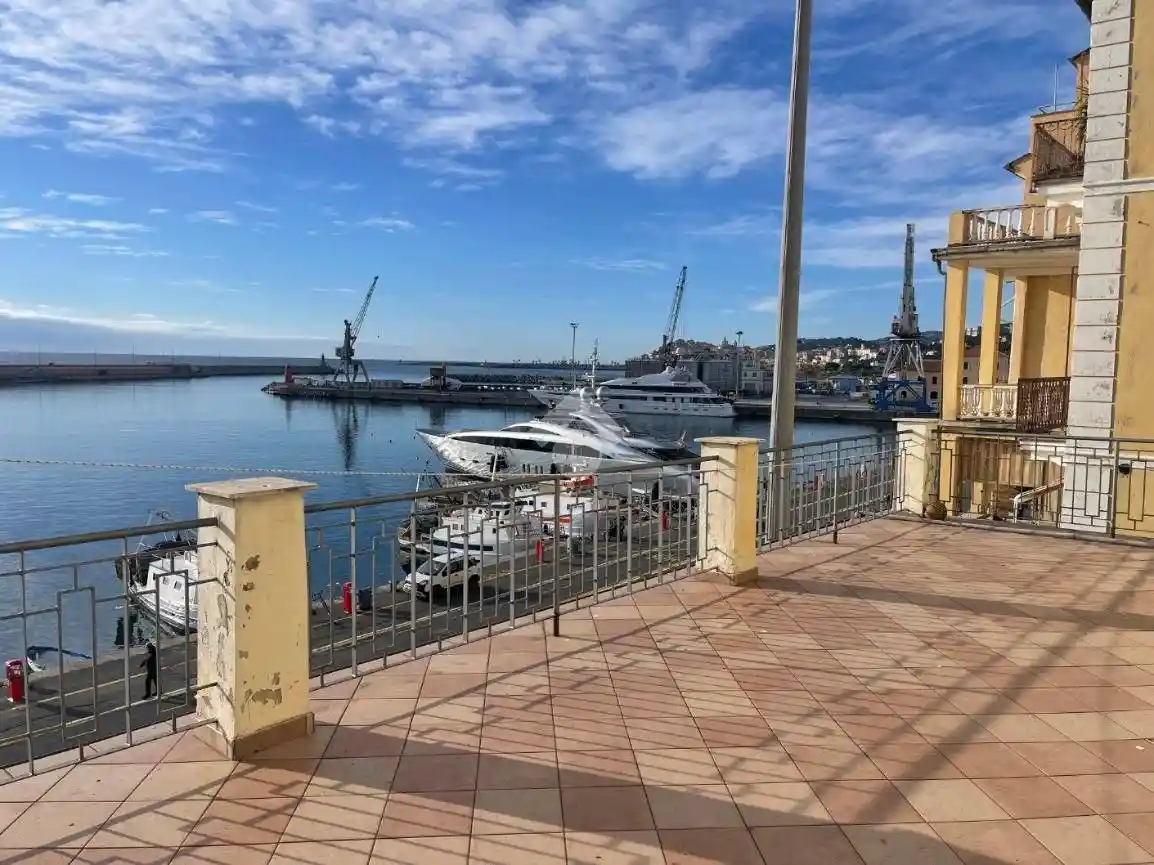 Appartamento in vendita a Imperia