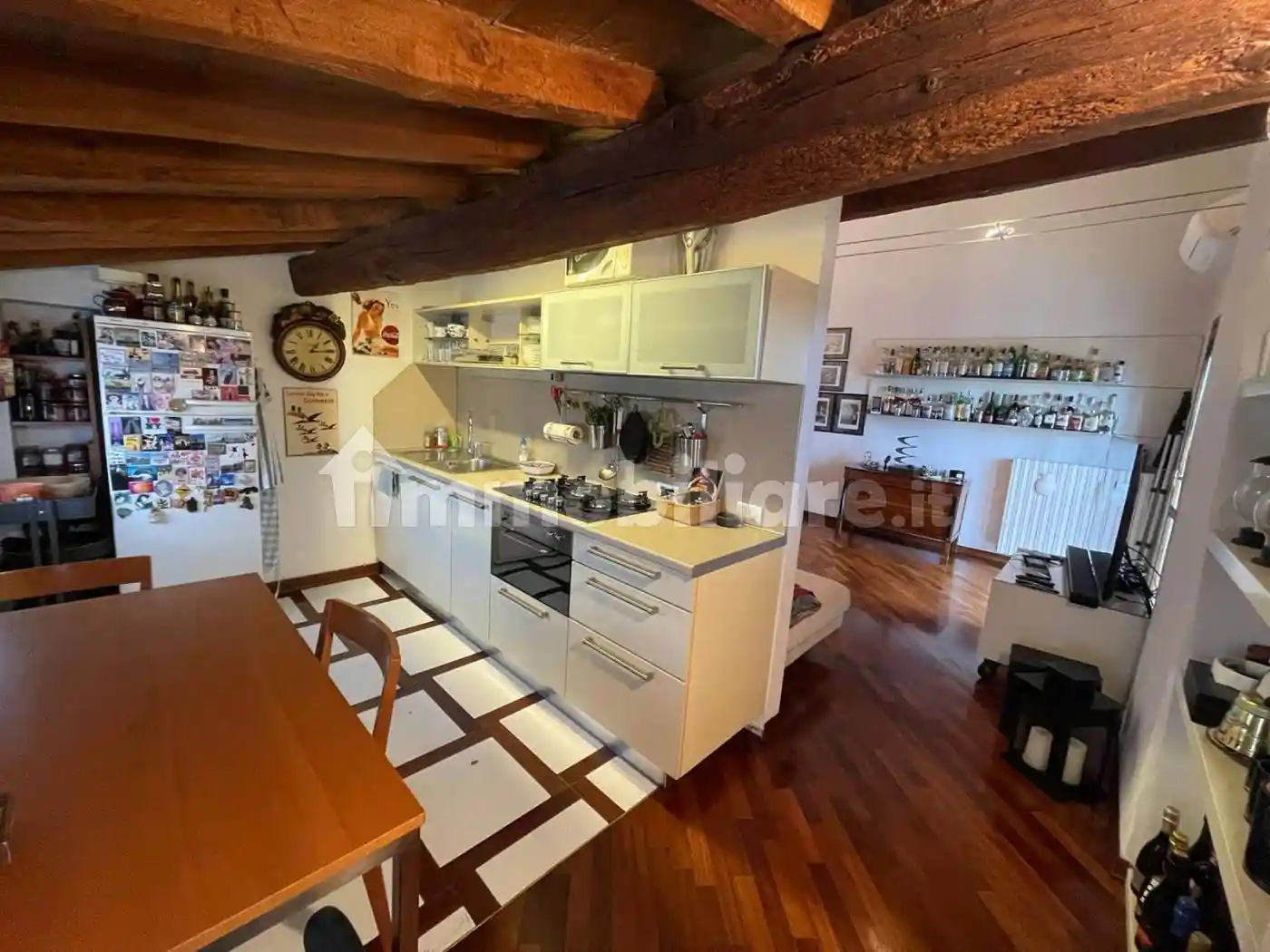 Appartamento in vendita a Modena