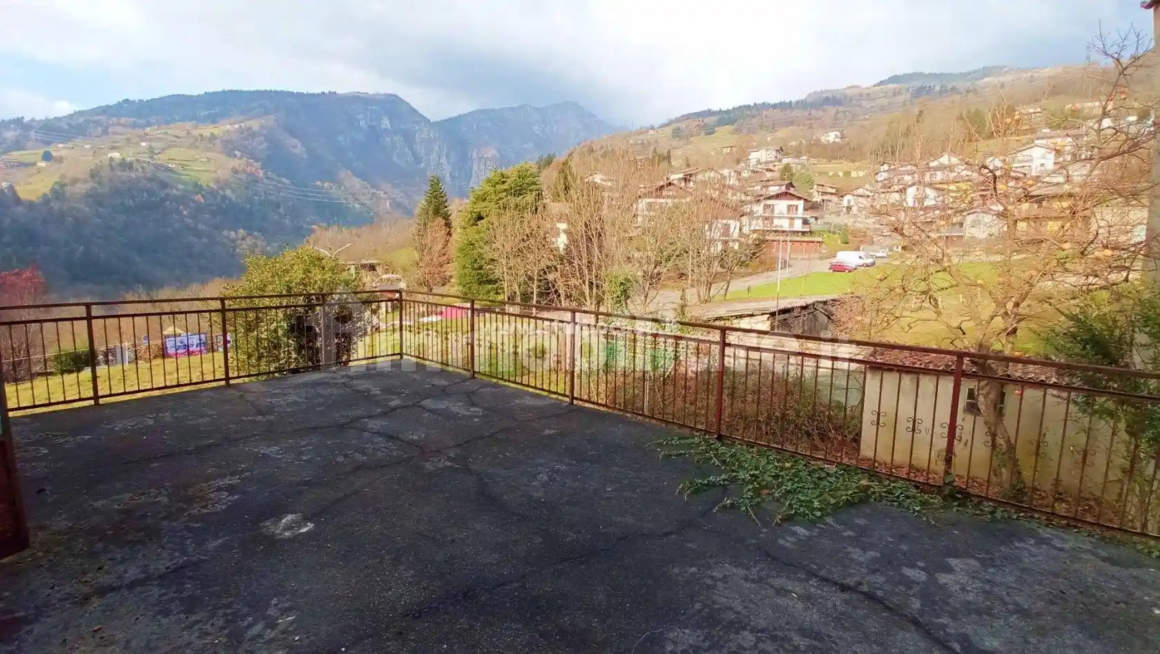 Casa indipendente in vendita a Parre