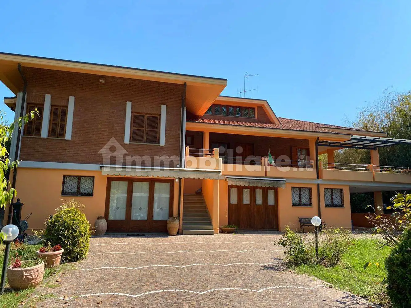 Villa in vendita a Pesaro