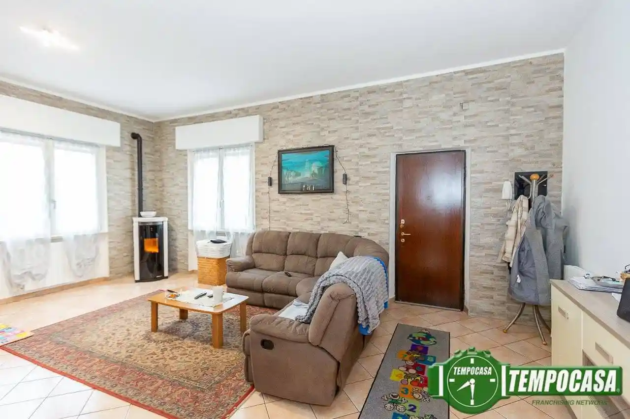 Villa in vendita a Dovera