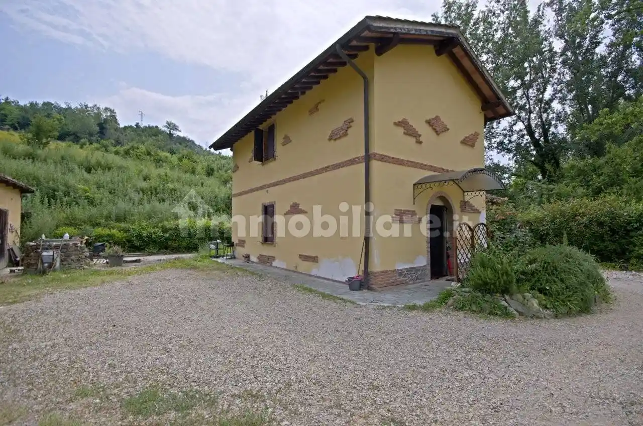 Rustico - Casale in vendita a Reggello