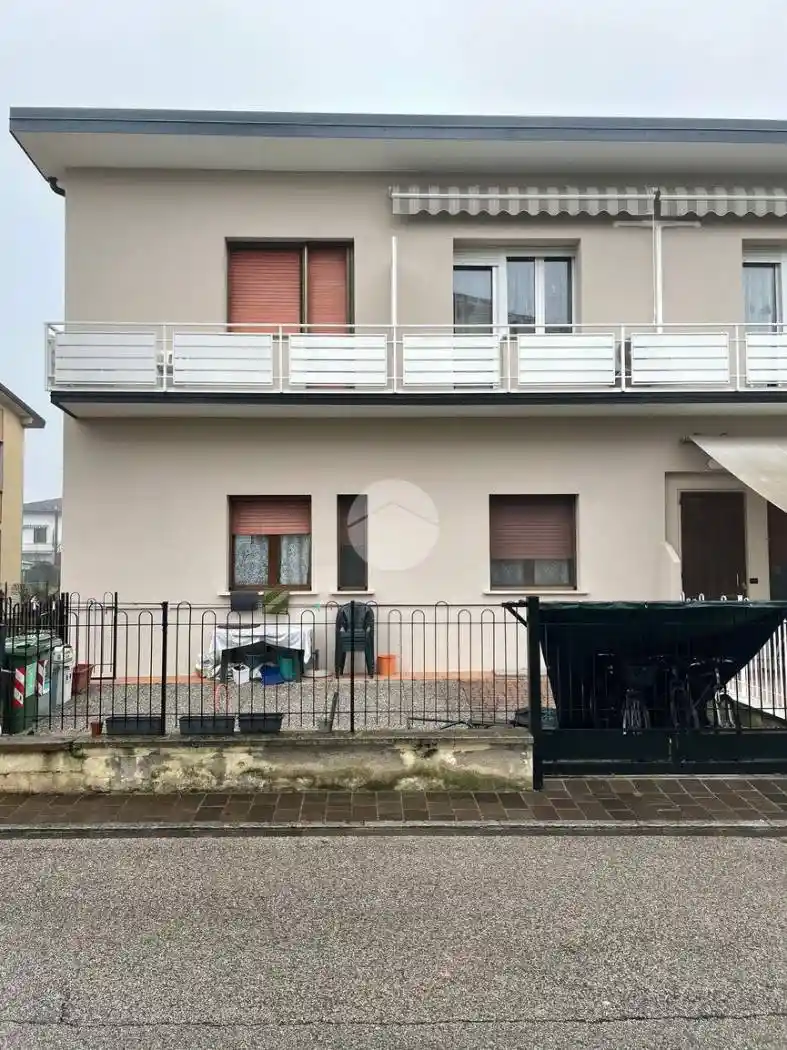 Appartamento in vendita a Curtatone