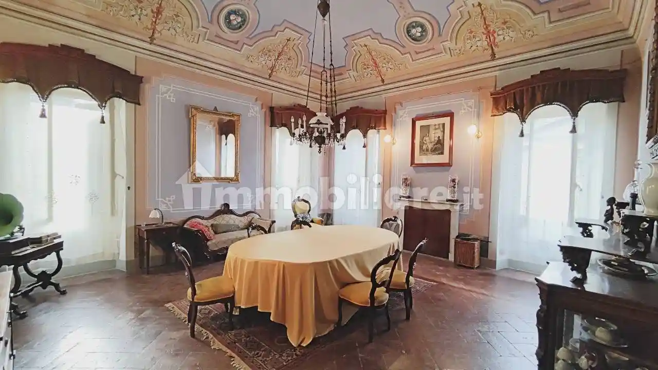 Palazzo - Edificio in Vendita - foto 2