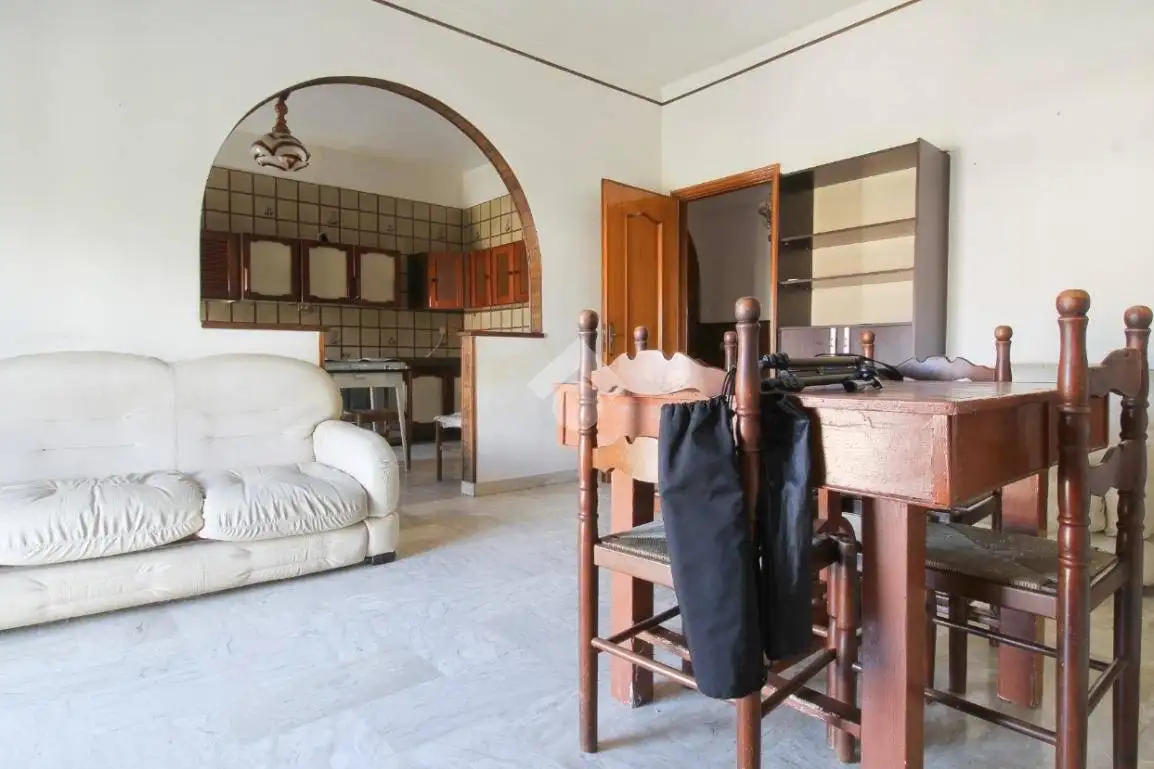 Appartamento in affitto a Botricello