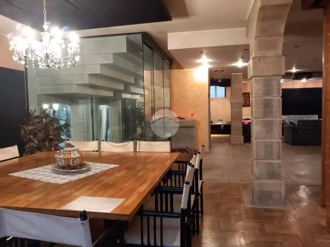 Villa in vendita a Adro