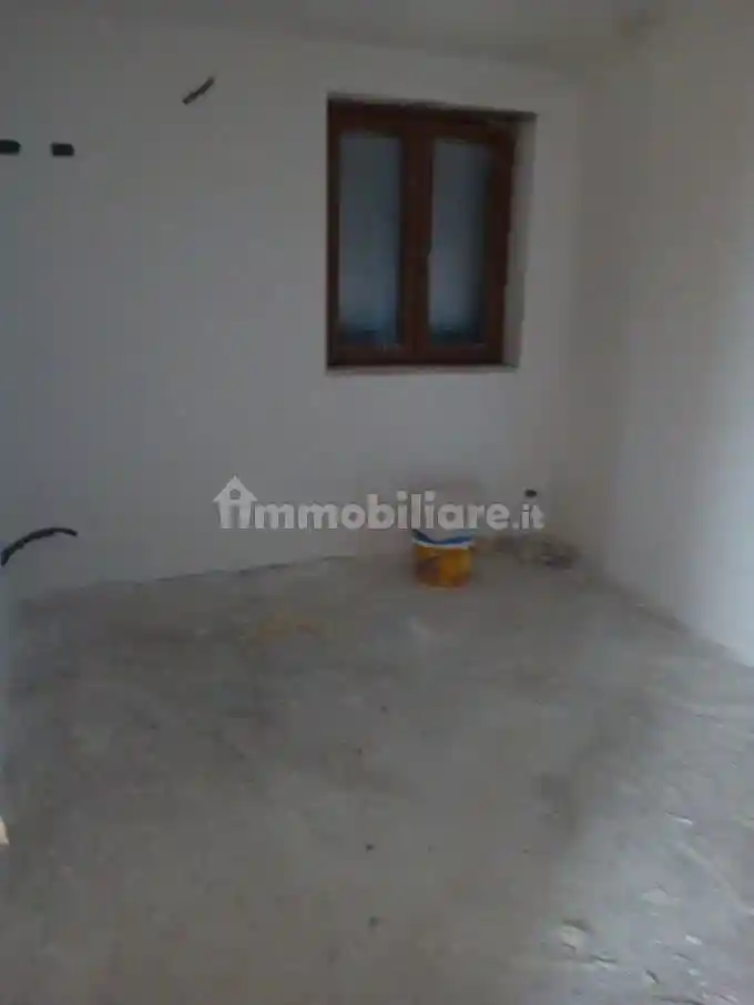 Quadrilocale via Sfratati, Santa Maria D'Oriente, Tagliacozzo - foto 4