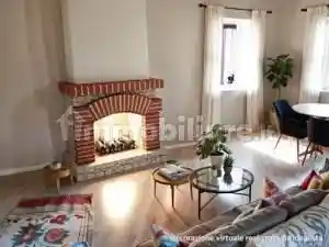 Casa indipendente in vendita a Follo