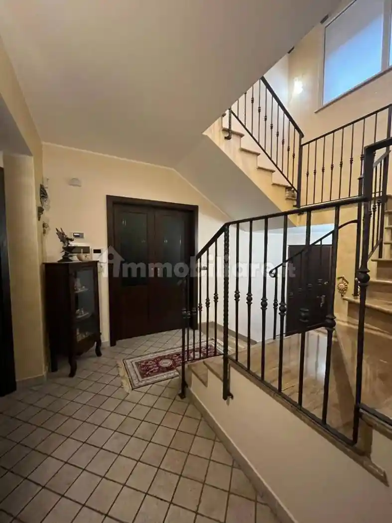 Villa unifamiliare Vico Vincenzo Bellini 2, Gioia Tauro - foto 3