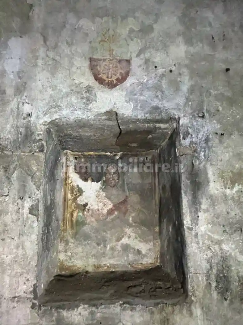 Palazzo - Edificio in vendita a Domodossola