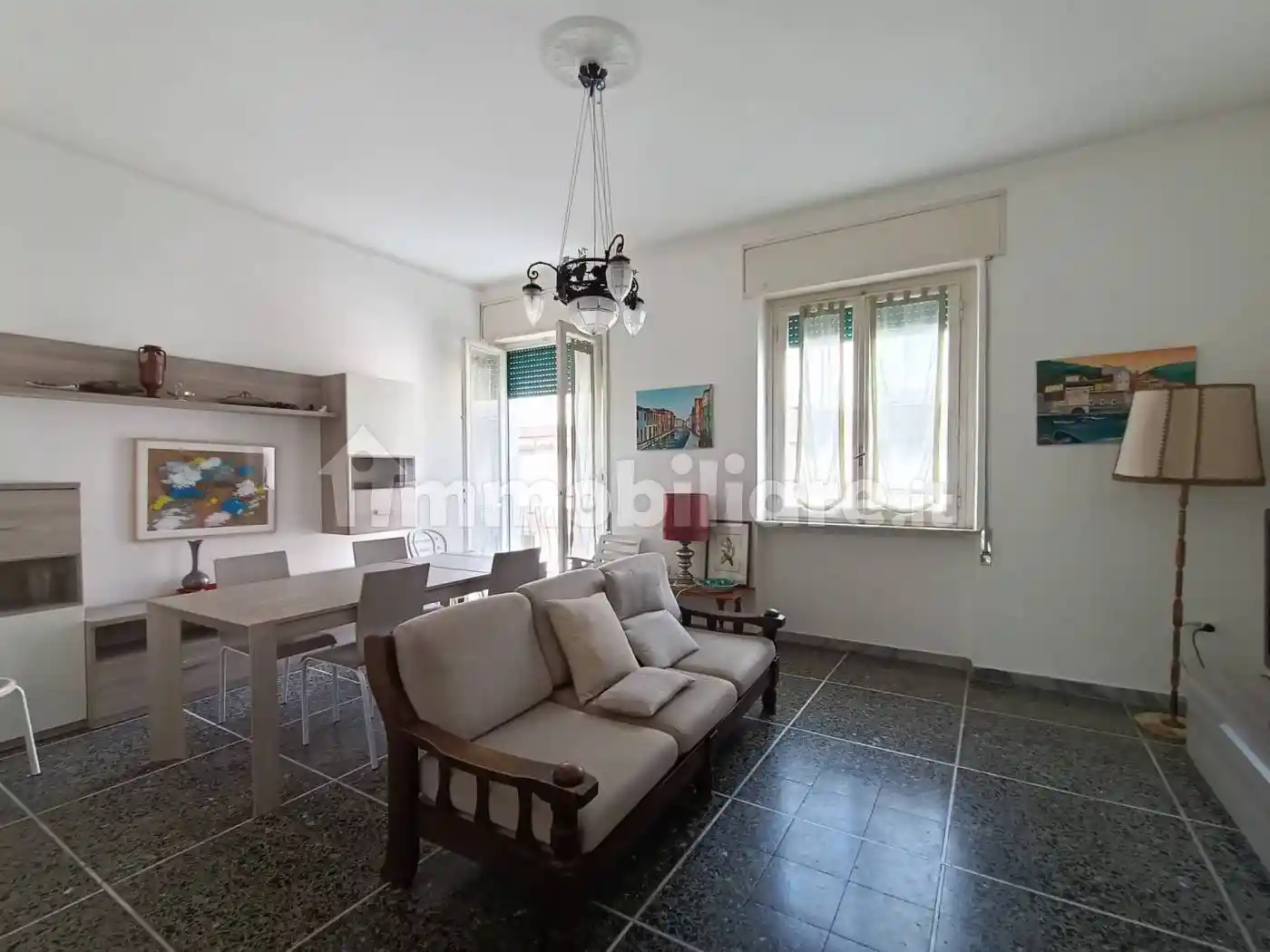 Appartamento in vendita a Viareggio