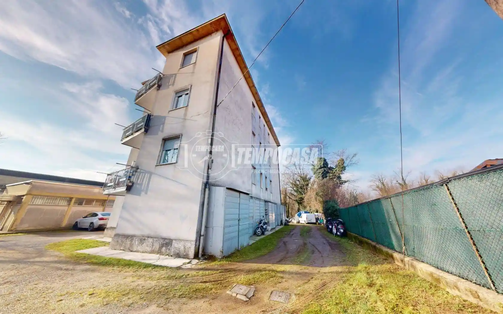 Appartamento in vendita a Vedano Olona