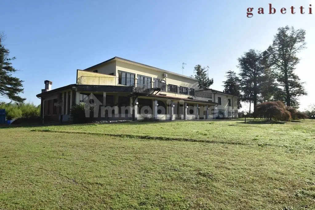 Palazzo - Edificio in Vendita - foto 2