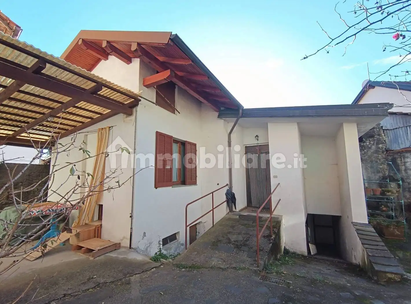 Casa indipendente in vendita a Madonna del Sasso