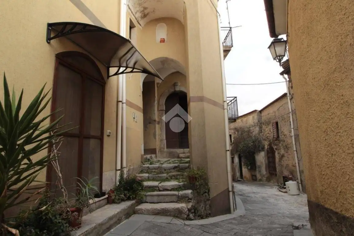 Appartamento in vendita a Torraca