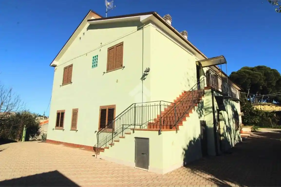 Villa bifamiliare Str. Valle Ferzetti 23, Colli Innamorati - Madonna, Pescara - foto 2