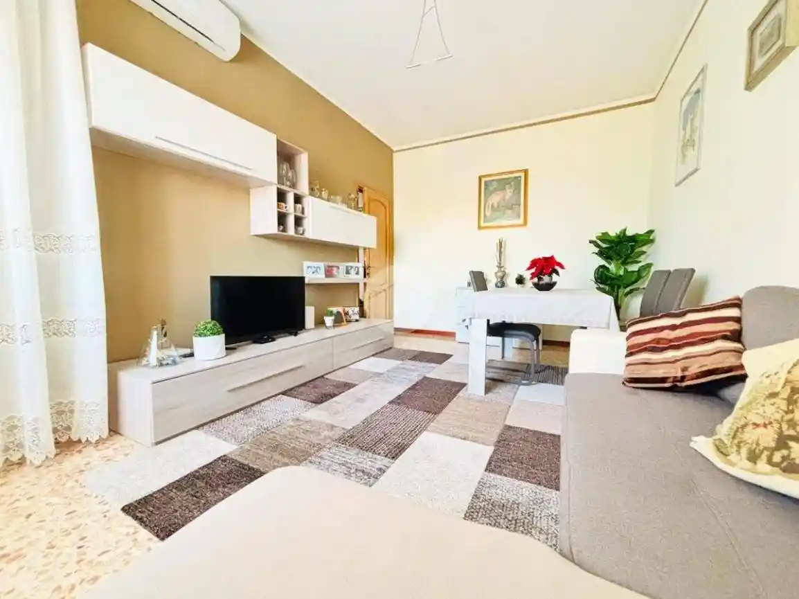 Appartamento in vendita a Voghera