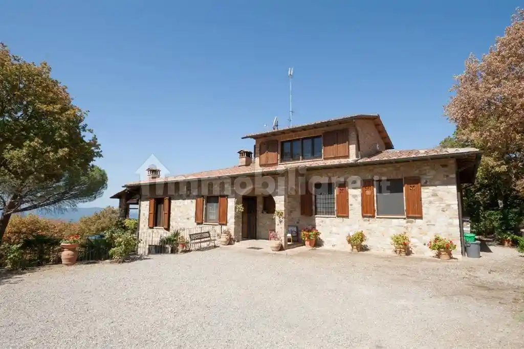 Villa in vendita a Radda in Chianti