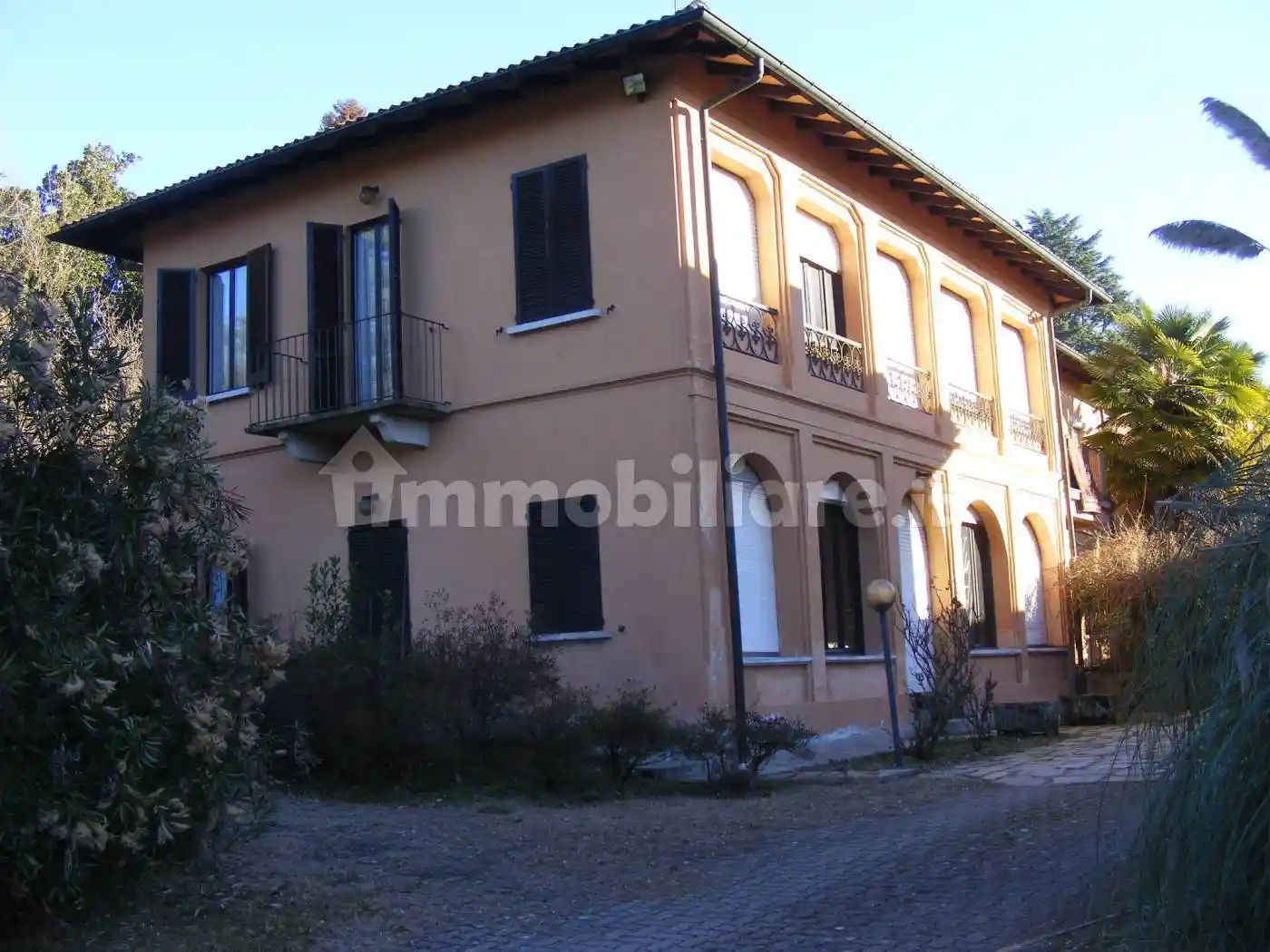 Villa in vendita a Castelletto Sopra Ticino