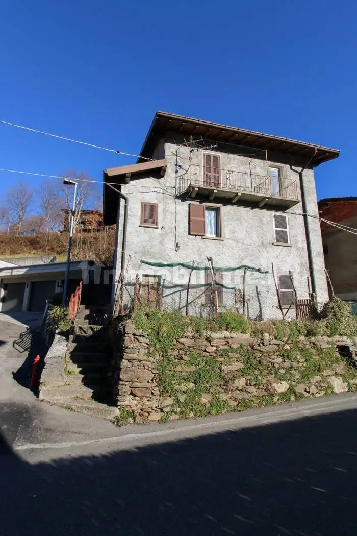 Casa indipendente in vendita a San Nazzaro Val Cavargna