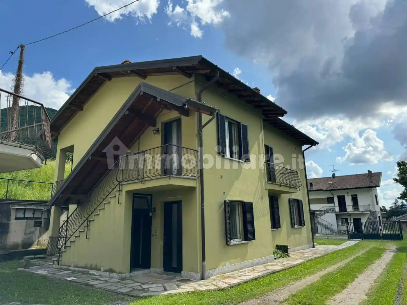 Villa in vendita a Canzo