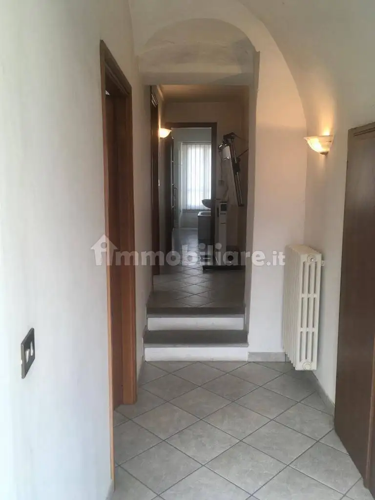 Bilocale piazza Giuseppe Garibaldi, Centro, Barge - foto 5