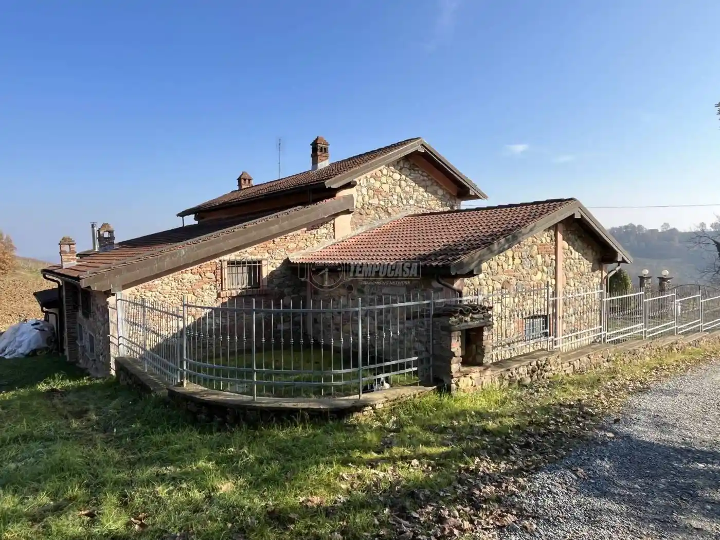 Villa in vendita a Rocca Grimalda
