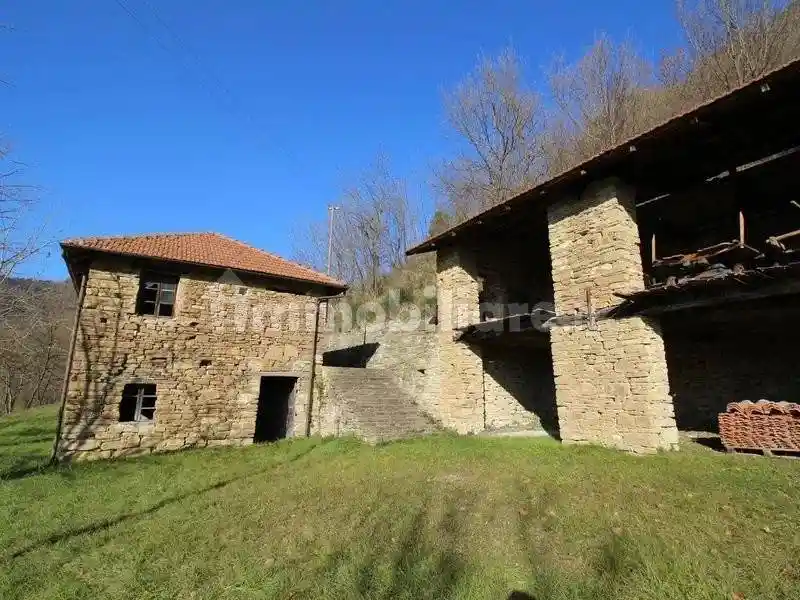 Rustico - Casale in vendita a Pezzolo Valle Uzzone