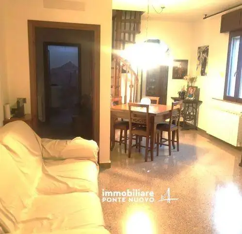 Villa in vendita a Cesena