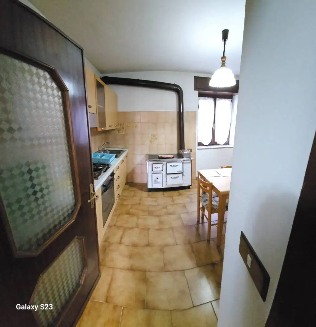 Trilocale via Tullio Baroni 18, Centro, Bondone - foto 3