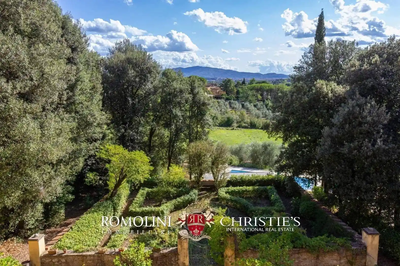 Villa unifamiliare, buono stato, 616 m², Tregozzano, Arezzo - foto 2