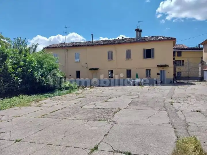 Villa in affitto a Cremona