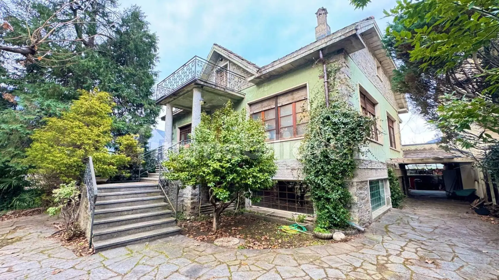 Villa in vendita a Beura-Cardezza