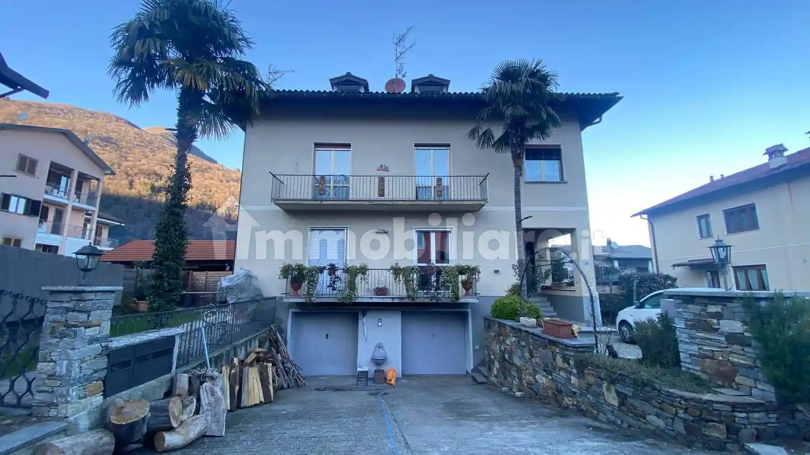 Appartamento in vendita a Cannobio