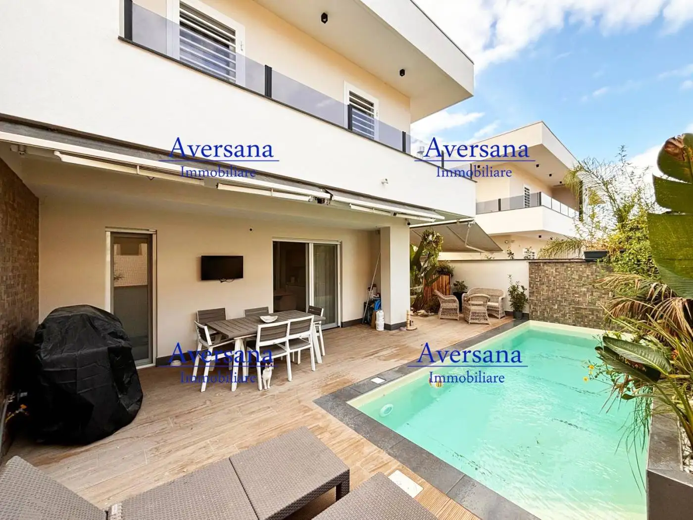 Villa in vendita a Parete