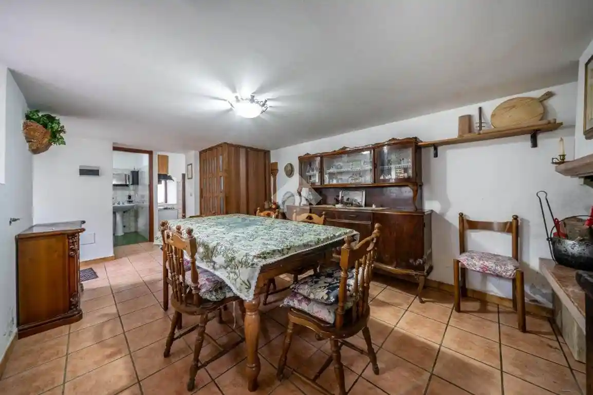 Casa indipendente in vendita a Roverè Veronese