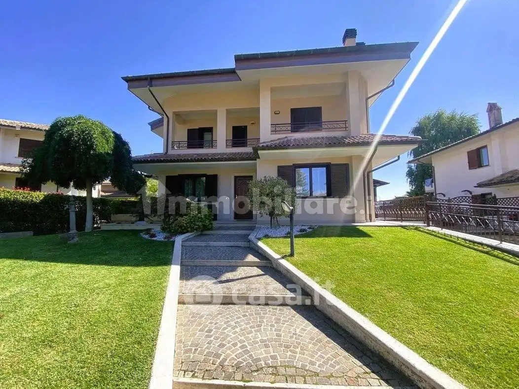 Villa in vendita a Avezzano