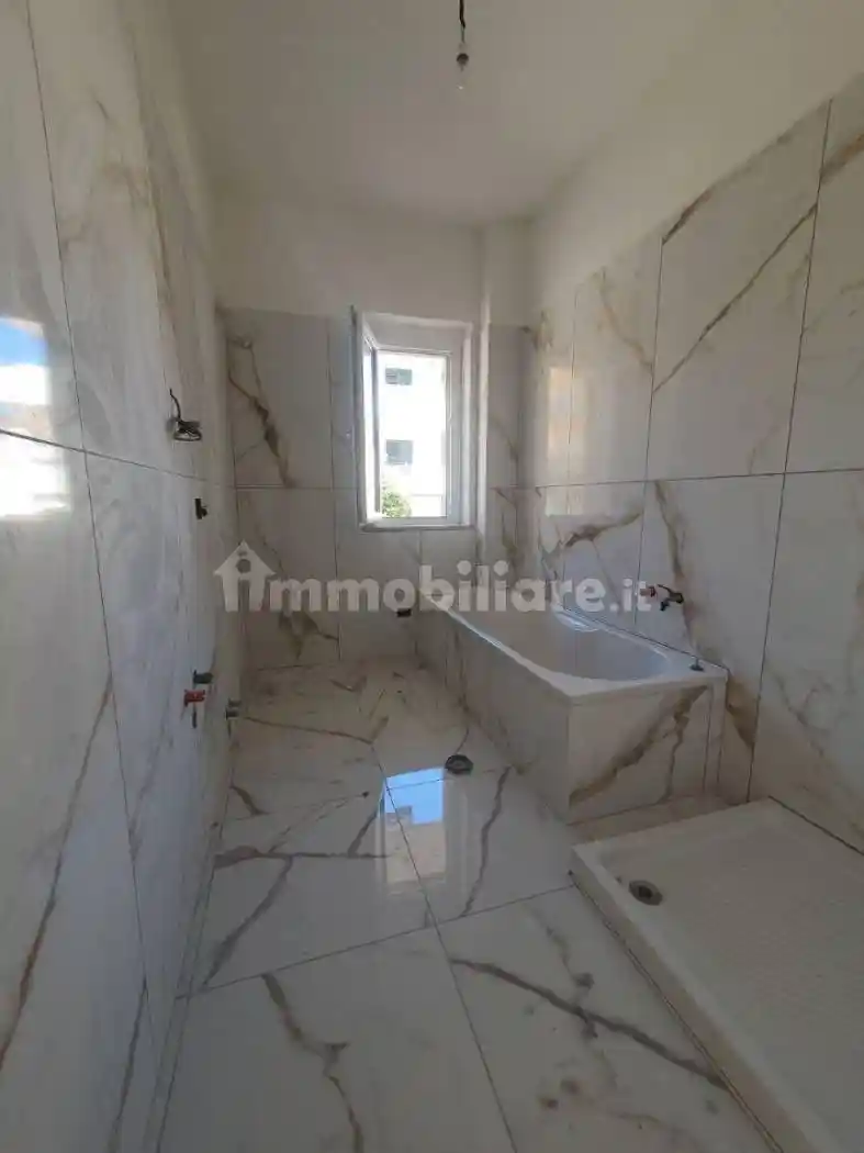 Quadrilocale viale Senatore Parodi traversa 6, Vibo Marina, Vibo Valentia - foto 4