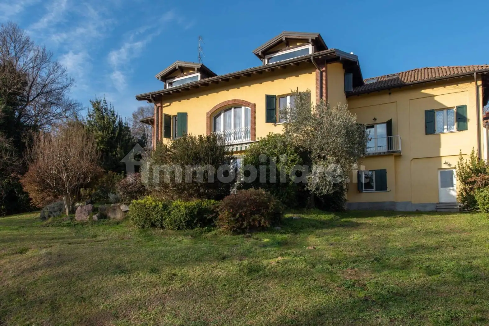 Villa in vendita a Varese